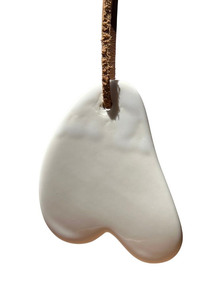 Accessoire professionnel pour masser le visage et la tête.