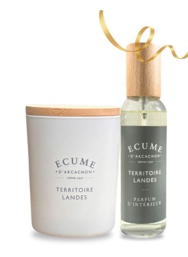 Bougie et spray territoire Landes pour un parfum de maison soutenu au notes de bois torréfiés.