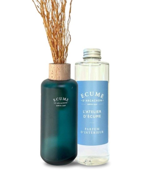 Diffuseur en verre bleu pour la maison avec sa recharge.