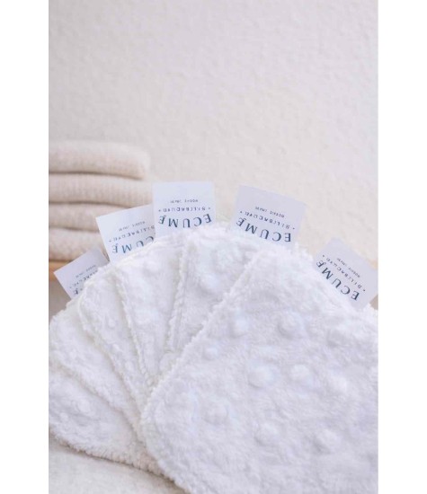 Pack de lingette démaquillantes visages double face.