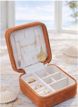Boîte à bijoux en velours camel