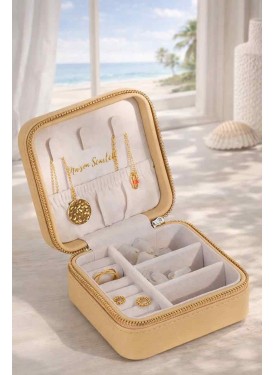 Boîte en cuir beige version luxe. Cuir PU