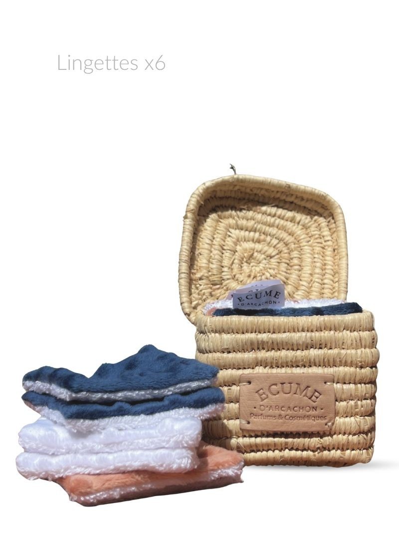 Coffret de lingettes nettoyantes et sa boite très pratique. Écume d'Arcachon