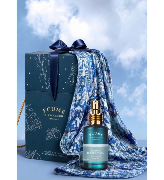 Coffret raffiné pour la fête des mères. Foulard et parfum à prix doux pour une collection éphémère. Écume d'Arcachon