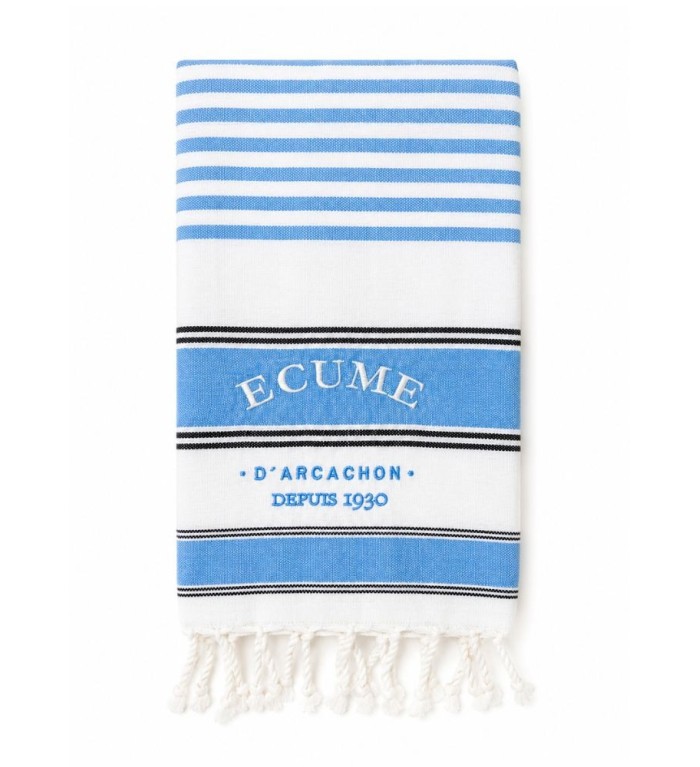 Fouta aux lignes basques. Couleur bleu et blanc. Rayures. Brodée Écume d'Arcachon.