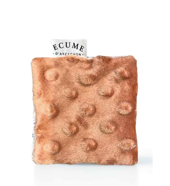 Cleansing face wipe