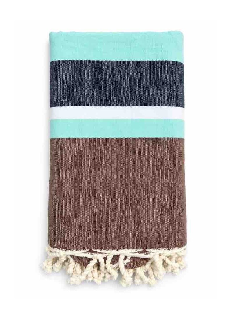 Plaid fouta grande taille avec broderie de la marque turquoise. Très joli modèle pour une déco tendance